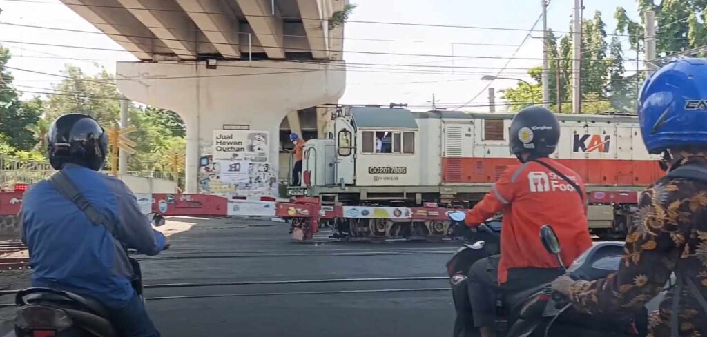 Sekilas Stasiun Tugu dan Lempuyangan di Jogja