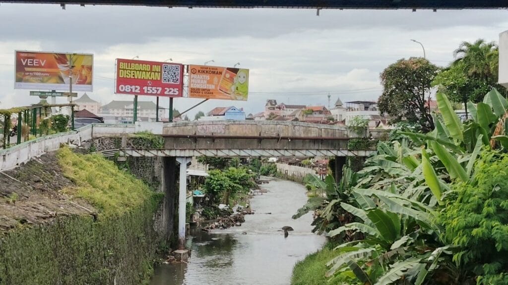 Suasana Pagi di Jembatan Kewek Jogjakarta – Jembatan Tua di Jogja