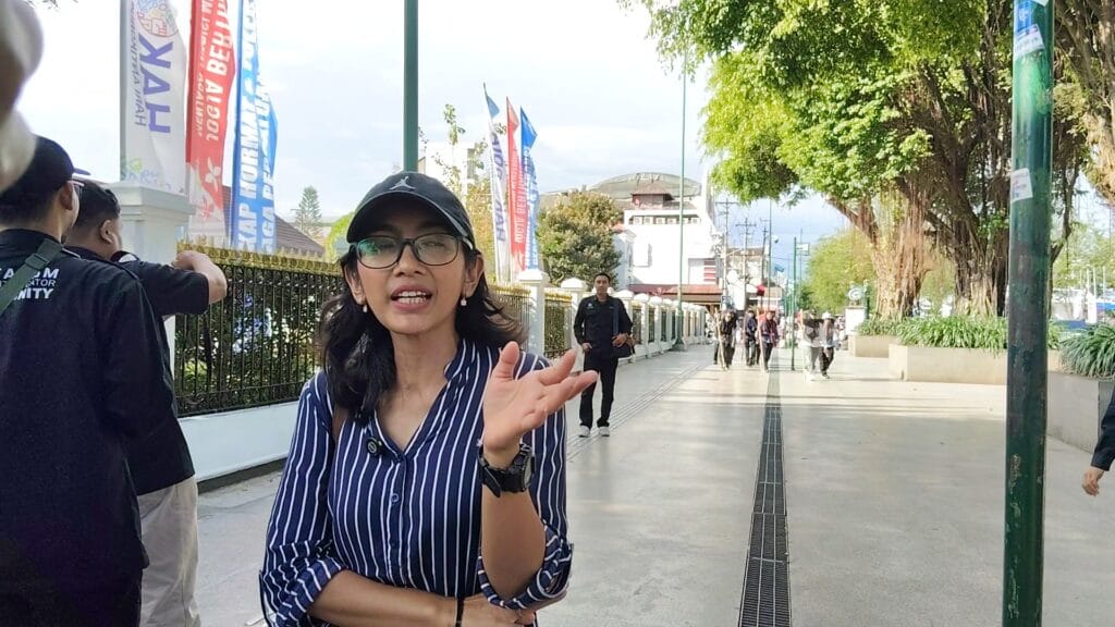 Kepala UPT Pengelolaan Kawasan Cagar Budaya (PKCB) Fitria Dyah Anggraeni di Malioboro Jogja